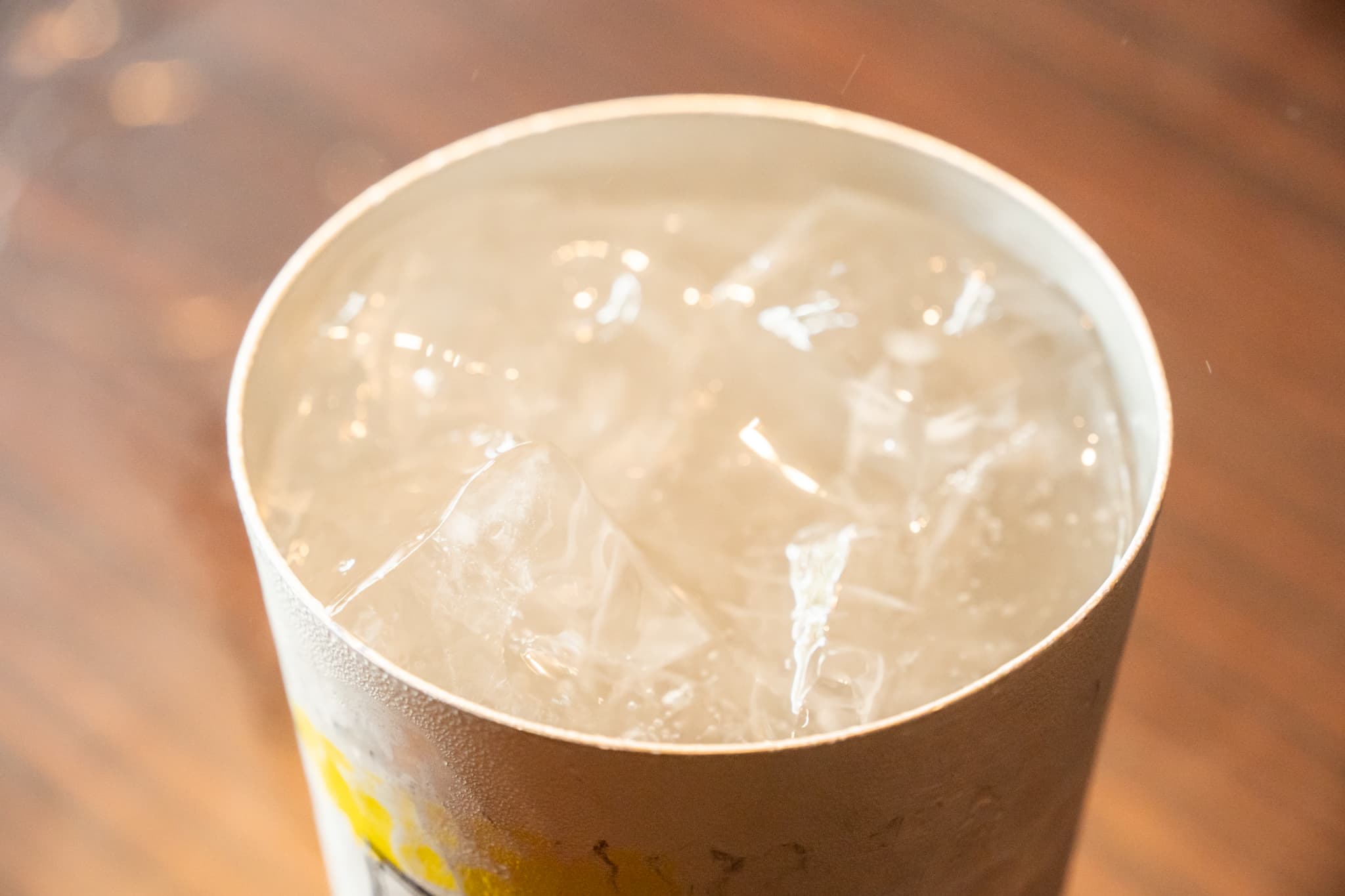 すっぱ増し増し！こだわり酒場のレモンサワー１すっぱ＋２０円